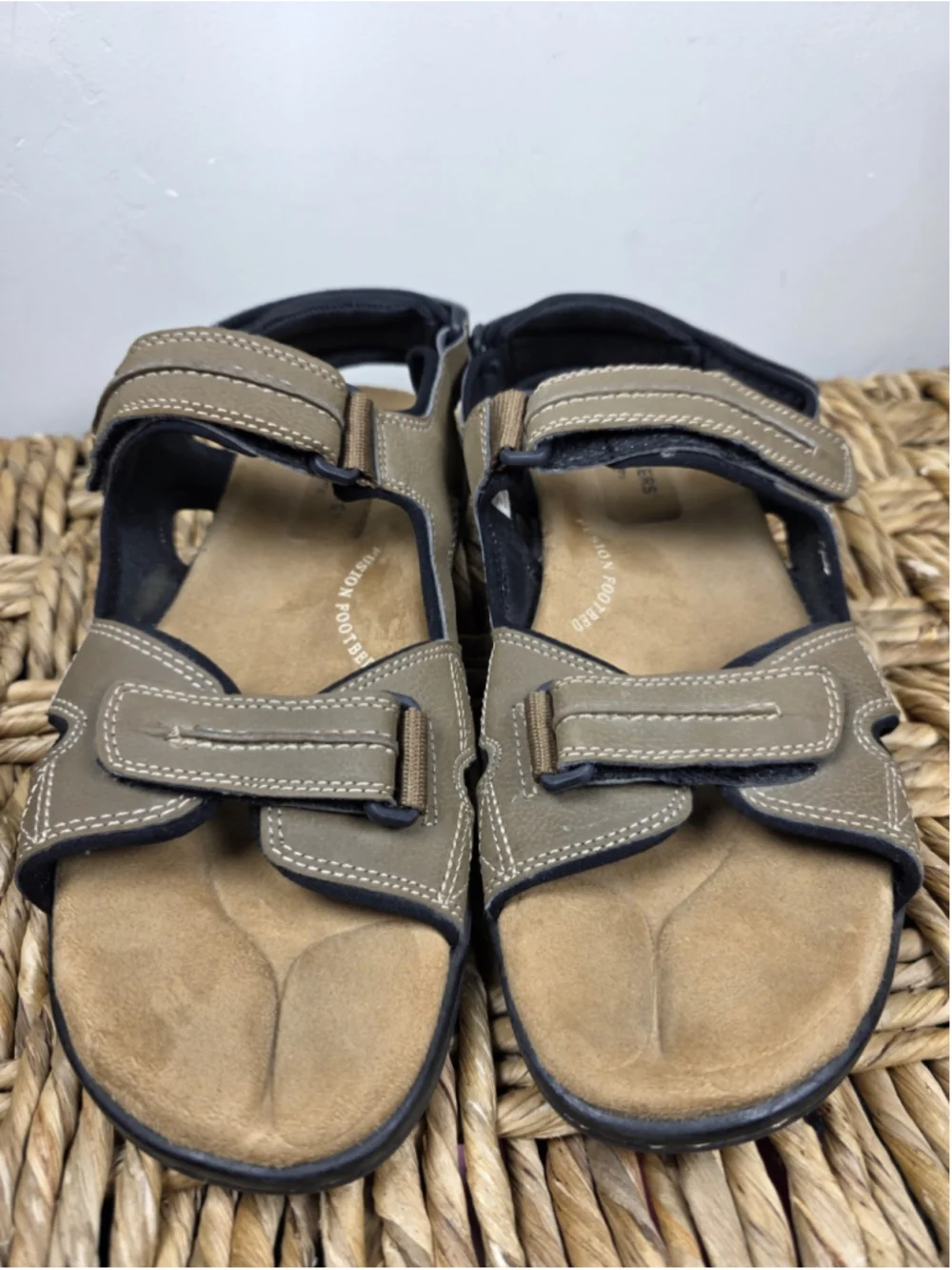 Dockers Mens 10M Sport Sandals Brown Fusion Footbed Adjustable Strap Fisherman